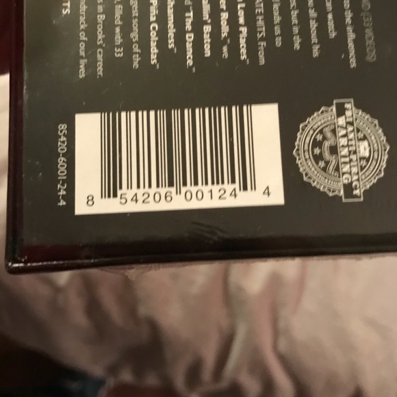 Garth Brooks NEW SEALED 8 Disc Set! 6 CDs + 2 DVDs - Picture 11 of 13